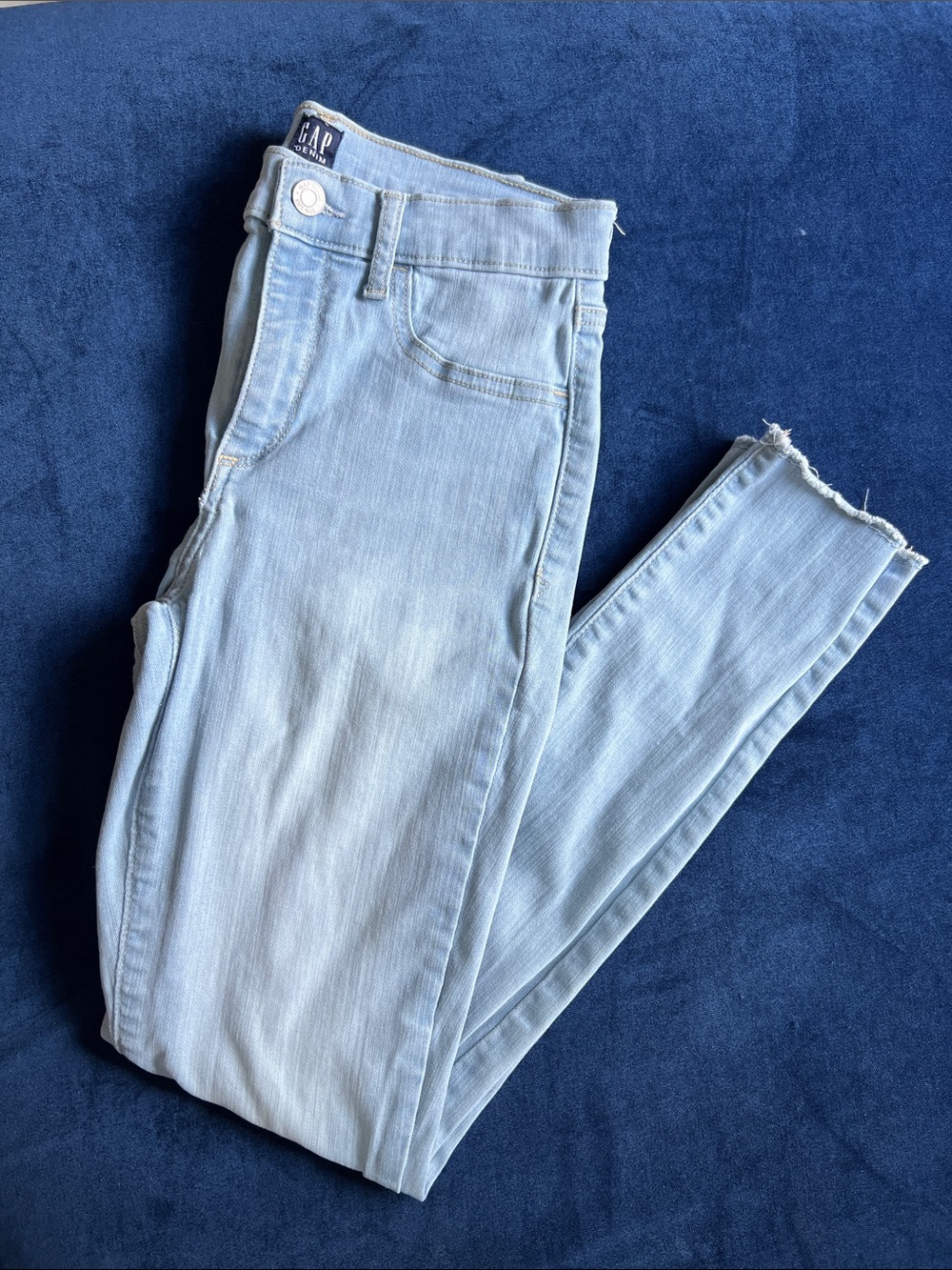 GAP Women's Light Blue Jeggings